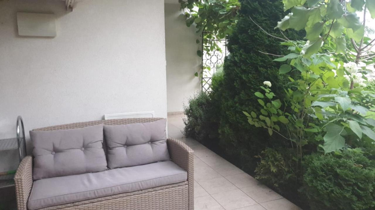 Apartment With Green Terrace 布尔加斯 外观 照片